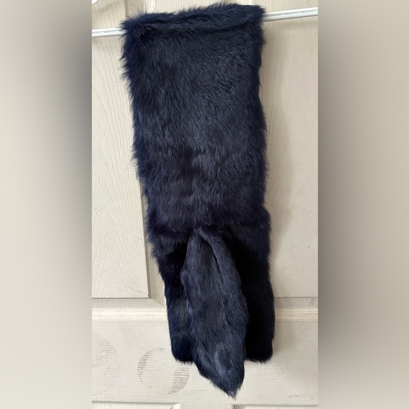 Plush Navy Rabbit Fur Scarf - Picture 3 of 3